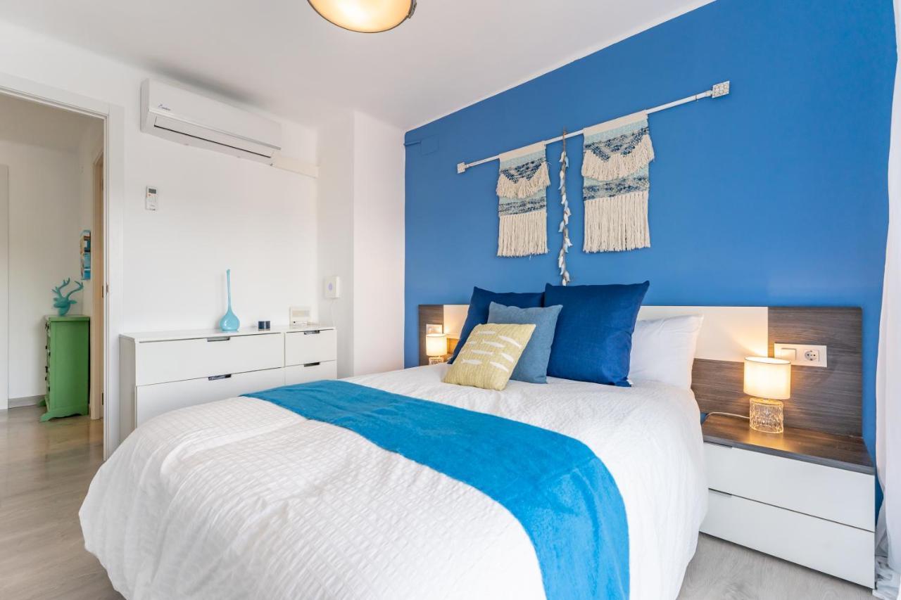 Beach Front Retro Hideaway In Salou Buitenkant foto