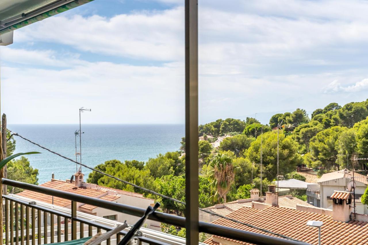 Beach Front Retro Hideaway In Salou Buitenkant foto